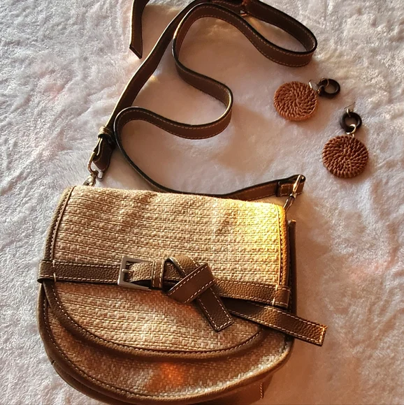 Handbag - Picture 1 of 9